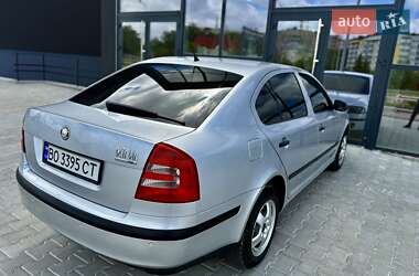 Лифтбек Skoda Octavia 2008 в 