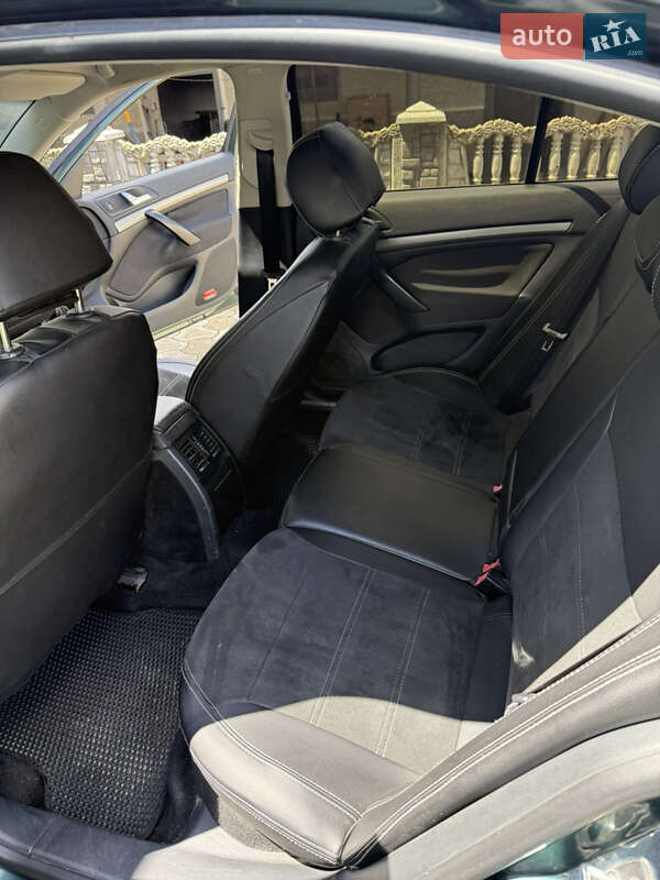 Лифтбек Skoda Octavia 2006 в Снятине