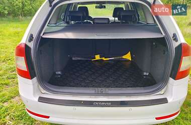 Універсал Skoda Octavia 2012 в 