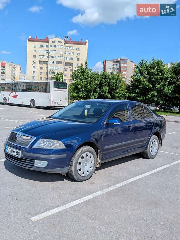 Лифтбек Skoda Octavia 2008 в 