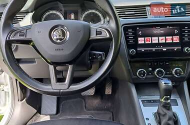 Универсал Skoda Octavia 2019 в Яремче