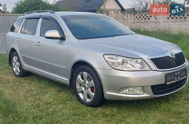 Универсал Skoda Octavia 2010 в 