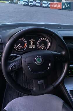 Универсал Skoda Octavia 2010 в 