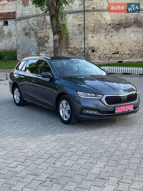 Універсал Skoda Octavia 2021 в Бережанах