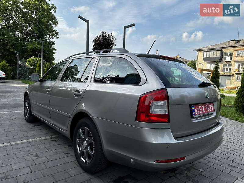 Универсал Skoda Octavia 2011 в Нововолынске