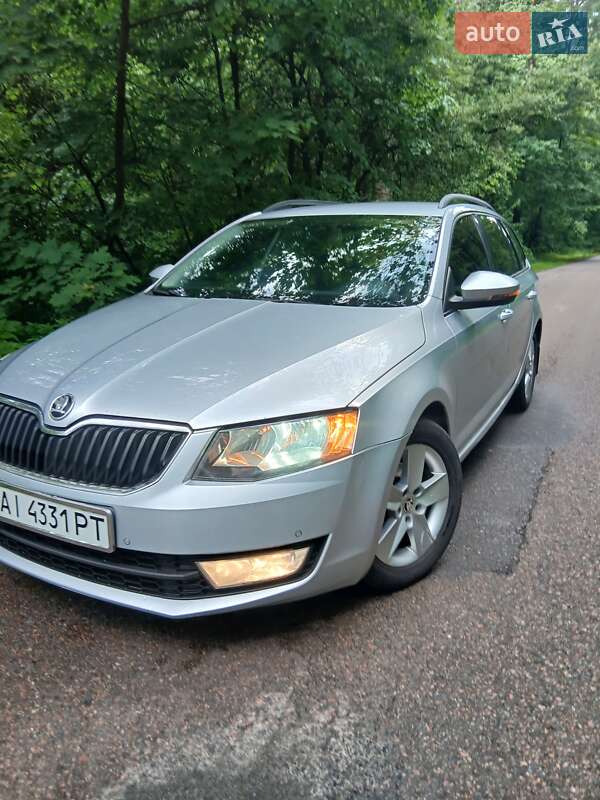 Універсал Skoda Octavia 2015 в Львові