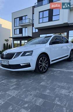 Ліфтбек Skoda Octavia 2017 в 