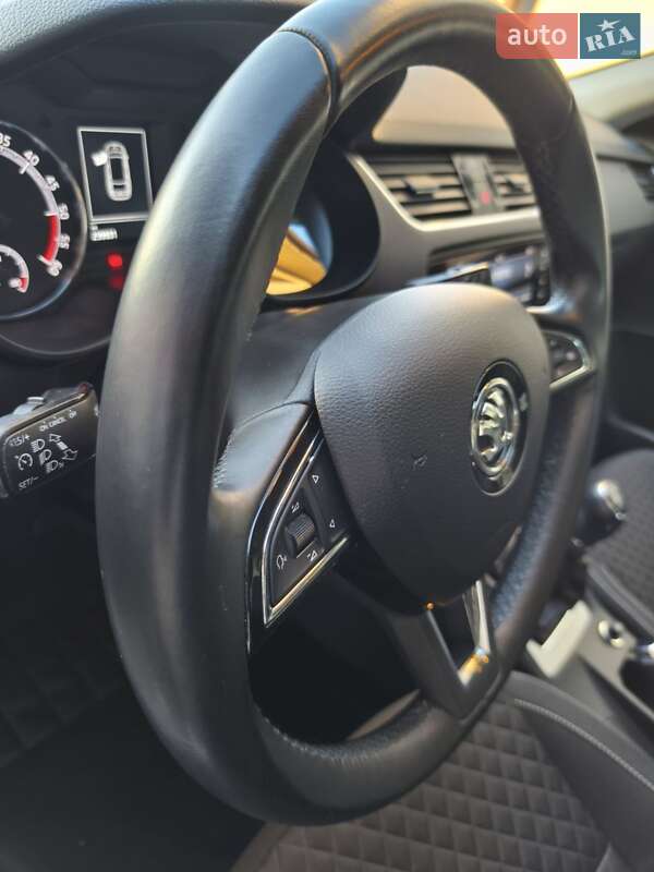 Універсал Skoda Octavia 2017 в Звягелі