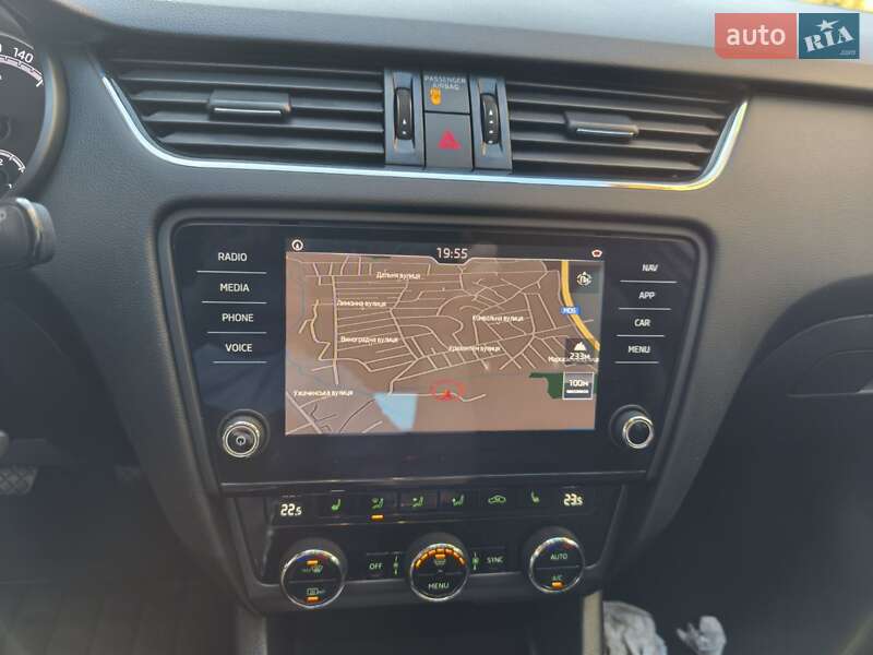 Універсал Skoda Octavia 2017 в Звягелі