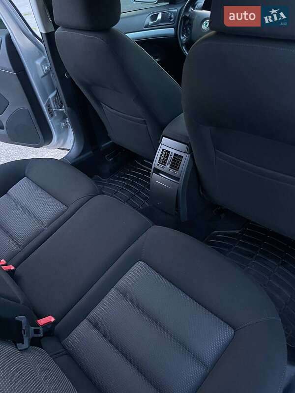 Лифтбек Skoda Octavia 2008 в Виннице