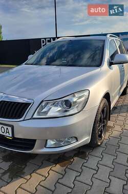 Универсал Skoda Octavia 2011 в 