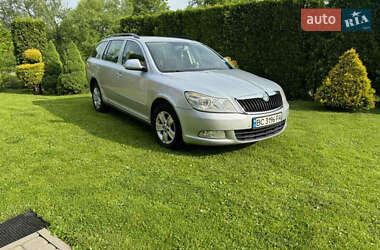 Універсал Skoda Octavia 2010 в Дрогобичі