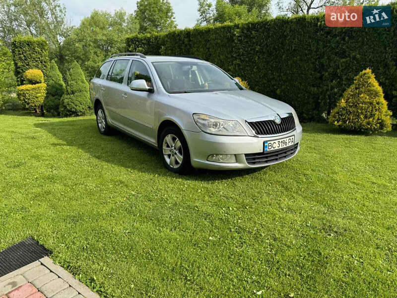 Универсал Skoda Octavia 2009 в Дрогобыче