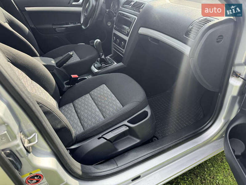 Универсал Skoda Octavia 2009 в Дрогобыче