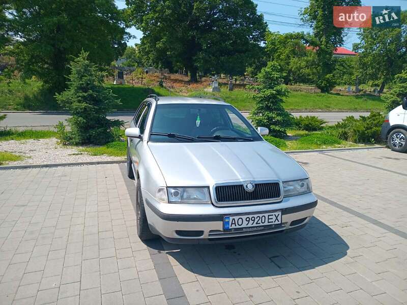 Универсал Skoda Octavia 1999 в Ужгороде