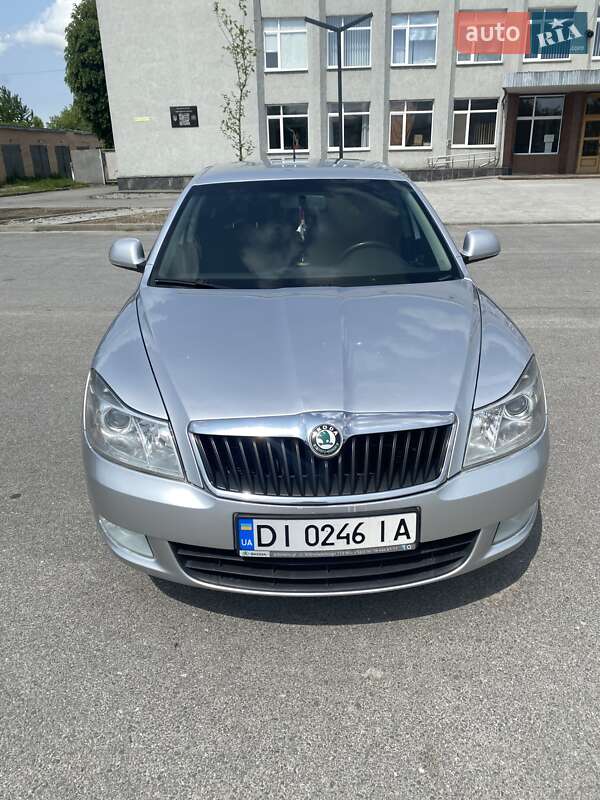 Лифтбек Skoda Octavia 2011 в Мирополе