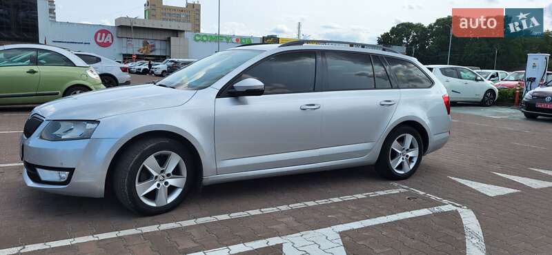 Універсал Skoda Octavia 2015 в Житомирі