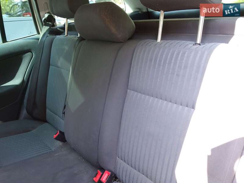 Универсал Skoda Octavia 2004 в Трускавце