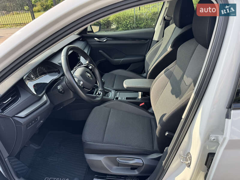 Лифтбек Skoda Octavia 2020 в Черкассах