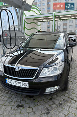Універсал Skoda Octavia 2011 в 