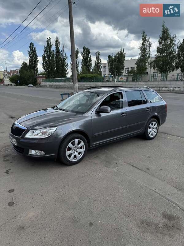 Универсал Skoda Octavia 2011 в 