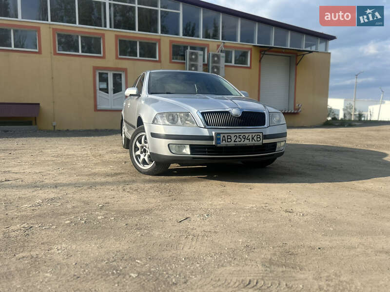 Лифтбек Skoda Octavia 2008 в 