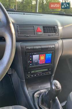 Ліфтбек Skoda Octavia 2004 в 