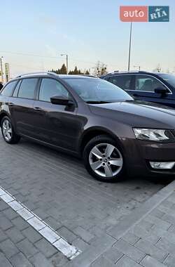 Универсал Skoda Octavia 2014 в Львове