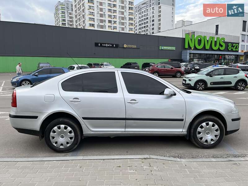 Ліфтбек Skoda Octavia 2006 в Києві
