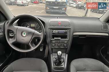 Лифтбек Skoda Octavia 2006 в 