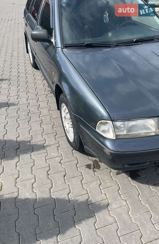 Універсал Skoda Octavia 2000 в Чернівцях
