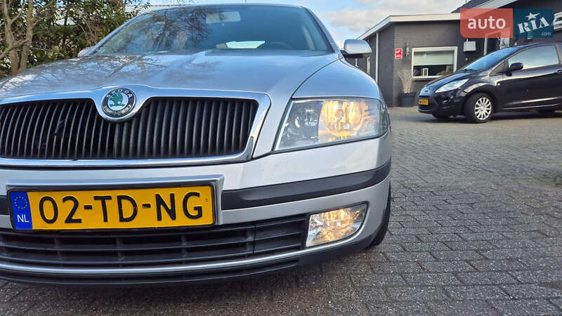 Лифтбек Skoda Octavia 2006 в Гадяче