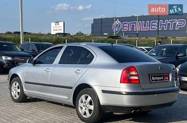 Лифтбек Skoda Octavia 2008 в 