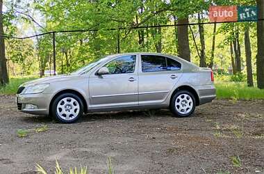 Ліфтбек Skoda Octavia 2011 в 