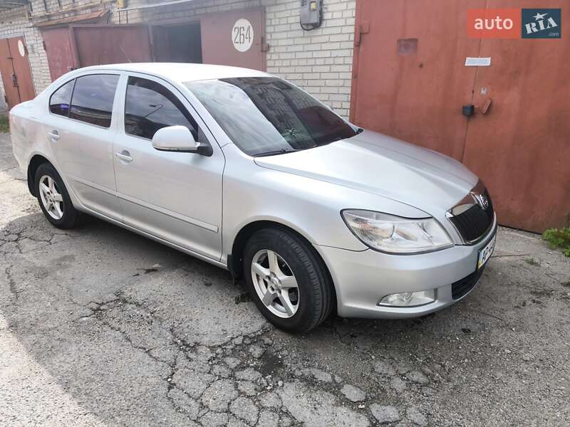 Ліфтбек Skoda Octavia 2009 в Києві фото 5 Ліфтбек Skoda Octavia 2009 в Києві