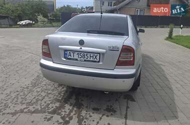 Лифтбек Skoda Octavia 2005 в 