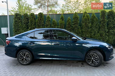 Ліфтбек Skoda Octavia 2023 в 