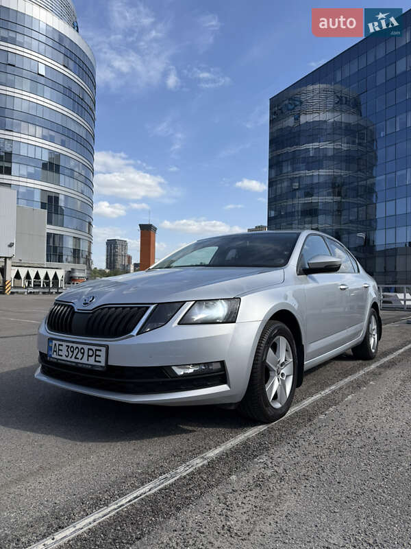 Ліфтбек Skoda Octavia 2017 в Дніпрі