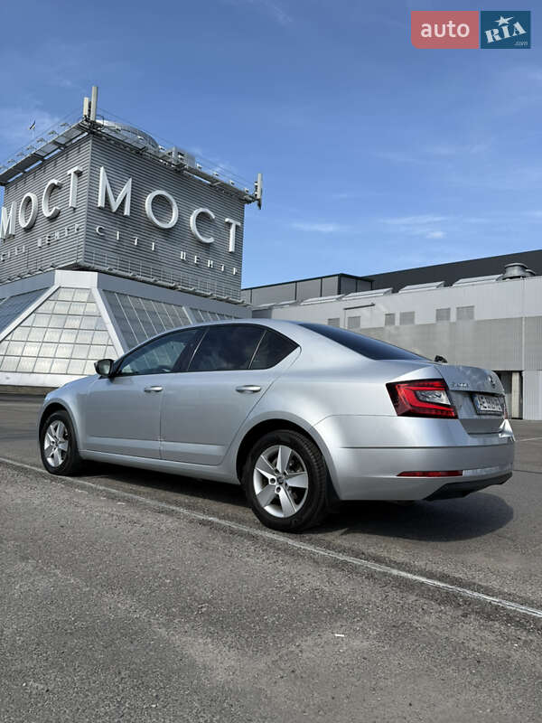 Ліфтбек Skoda Octavia 2017 в Дніпрі