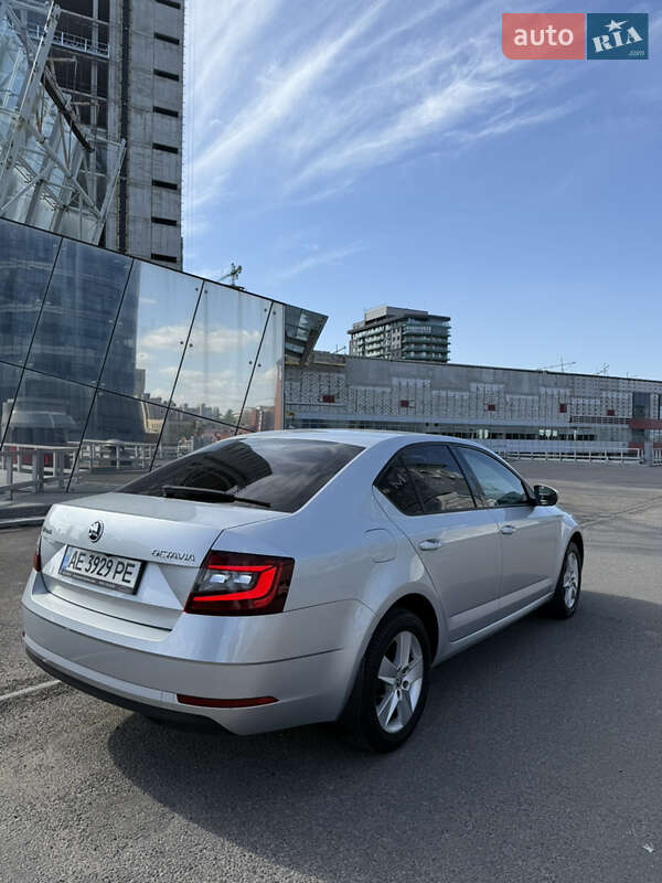 Ліфтбек Skoda Octavia 2017 в Дніпрі