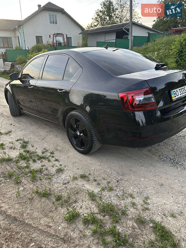 Лифтбек Skoda Octavia 2017 в Теребовле