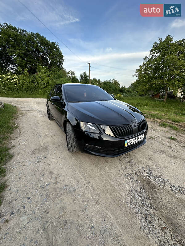 Лифтбек Skoda Octavia 2017 в Теребовле
