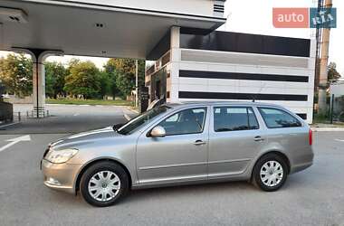Універсал Skoda Octavia 2009 в Харкові