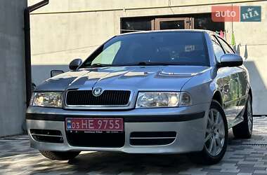 Лифтбек Skoda Octavia 2009 в Ровно