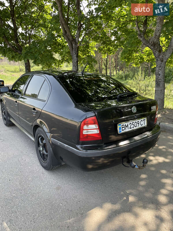 Лифтбек Skoda Octavia 2002 в Сумах