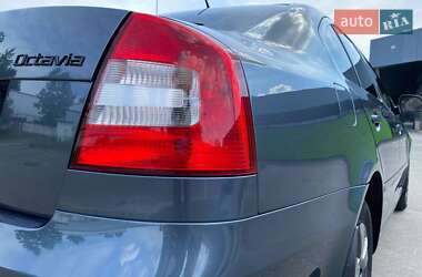 Лифтбек Skoda Octavia 2012 в 