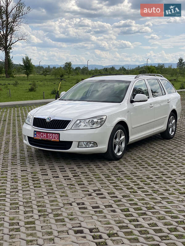 Универсал Skoda Octavia 2012 в 