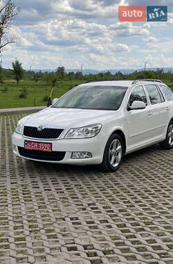 Универсал Skoda Octavia 2012 в 