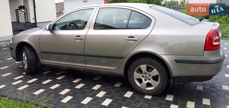 Ліфтбек Skoda Octavia 2007 в Рівному