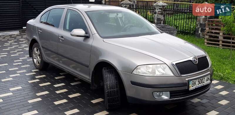 Ліфтбек Skoda Octavia 2007 в Рівному